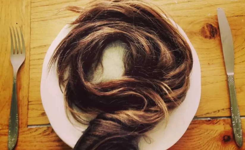 hair present in the food